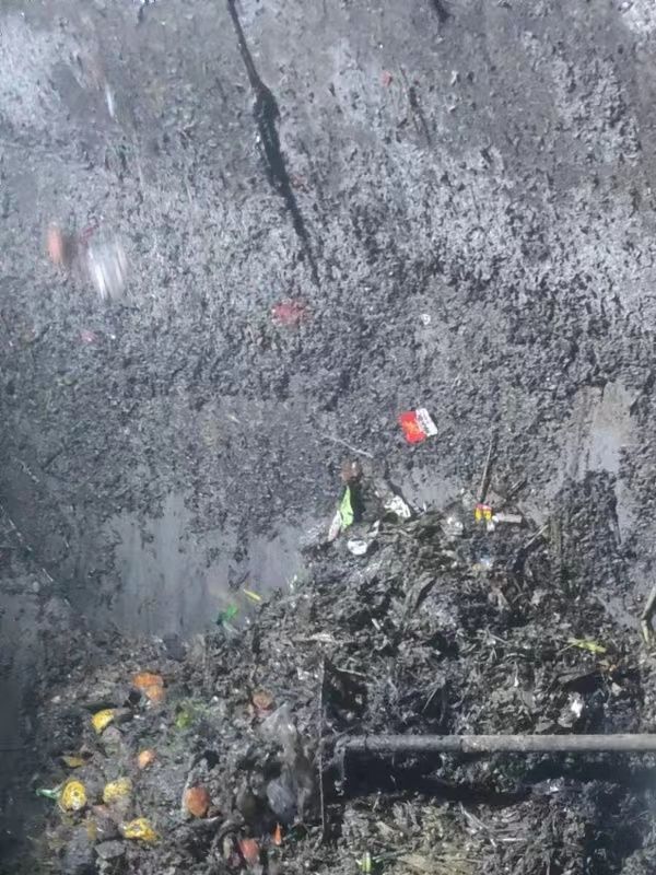 园林办事处污水池清理